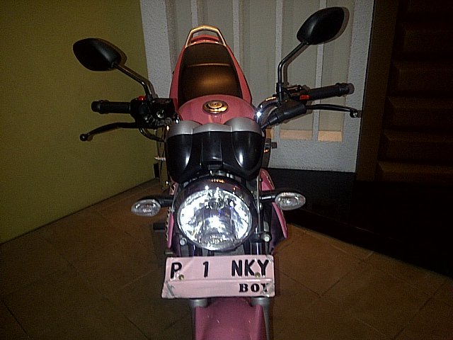 Motor Pinky Boy