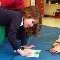 Autisme – Pengertian, Penyebab, Gejala, Ciri & Terapi